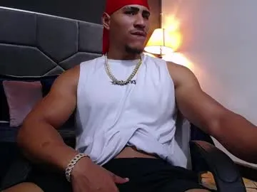 adam_fit19cm Image 9