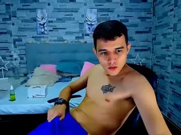 adam_hot11 Image 19