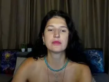 alianna_solo_kiss Image 9