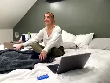 alyson_blaine's Thumb Image