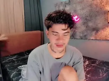 asian_cumsawyer Image 18