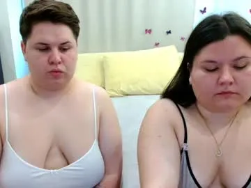 beckyandellen Image 11