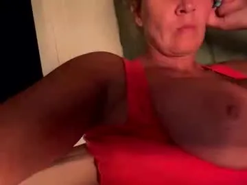 blueeyedddvixen cam profile