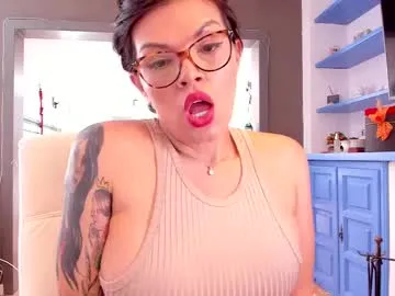 carlaconnortv Image 5