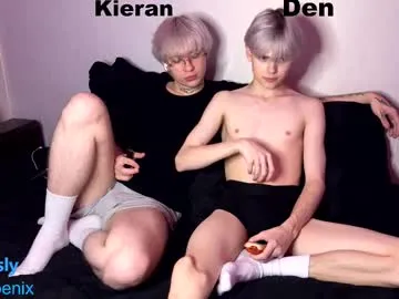 den_phoenix_ Image 18