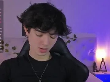 elliot_younng Image 6