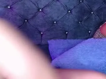 emilypacho_ Image 6