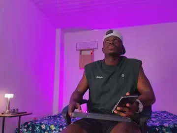 ethan_travis0 cam profile