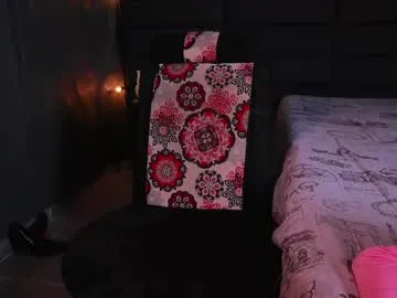 lady_boobs1 Image 14