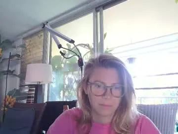 lailagetsnaked Image 12