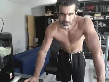 latino23bom Image 10