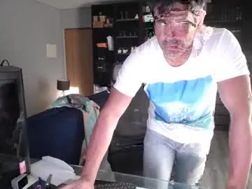 latino23bom Image 2