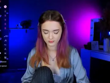 liana_kisses Image 17