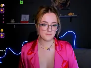 luna_berryy Image 6