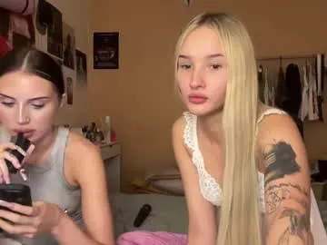 lustytwins Image 14