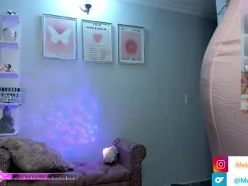 melaany_ Image 13