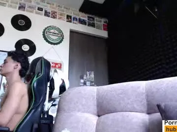 mr_lollipop77 Image 4