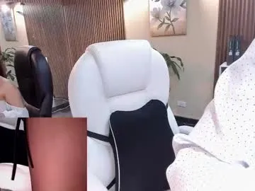 naugthyelli Image 19