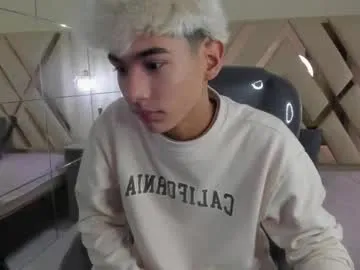 olivertwinky_ Image 11