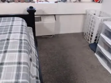 papacheeky1 Image 2