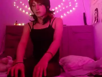 reiv_femboy Image 10