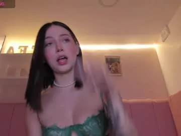 stefaagomez Image 19