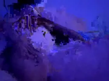 strongsmooch Image 5