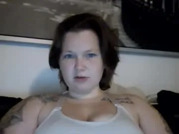 thickntatted05 Image 3