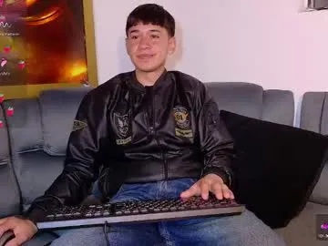 twink_daren Image 6