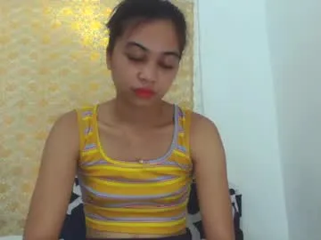ursexy_pinay_skinny Image 3