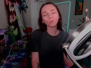 veeweatherbee Image 2