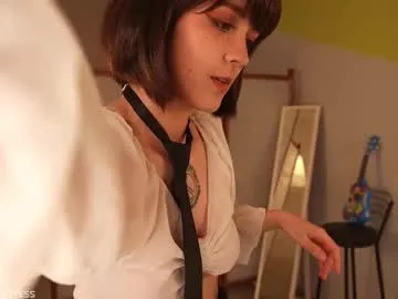 violettessa Image 16